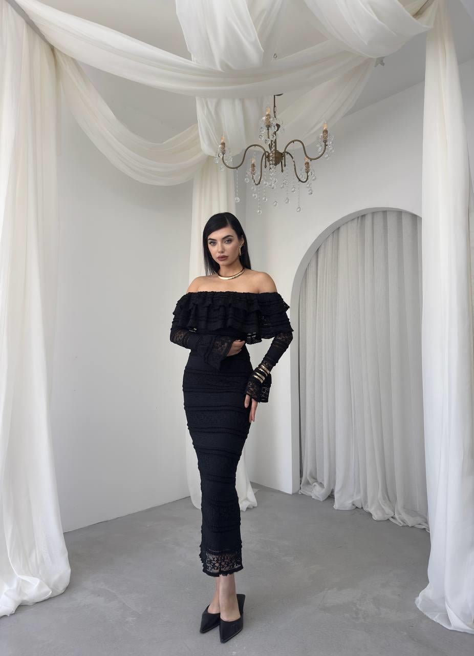 Straplez Madonna Yaka Tasarım Elbise 