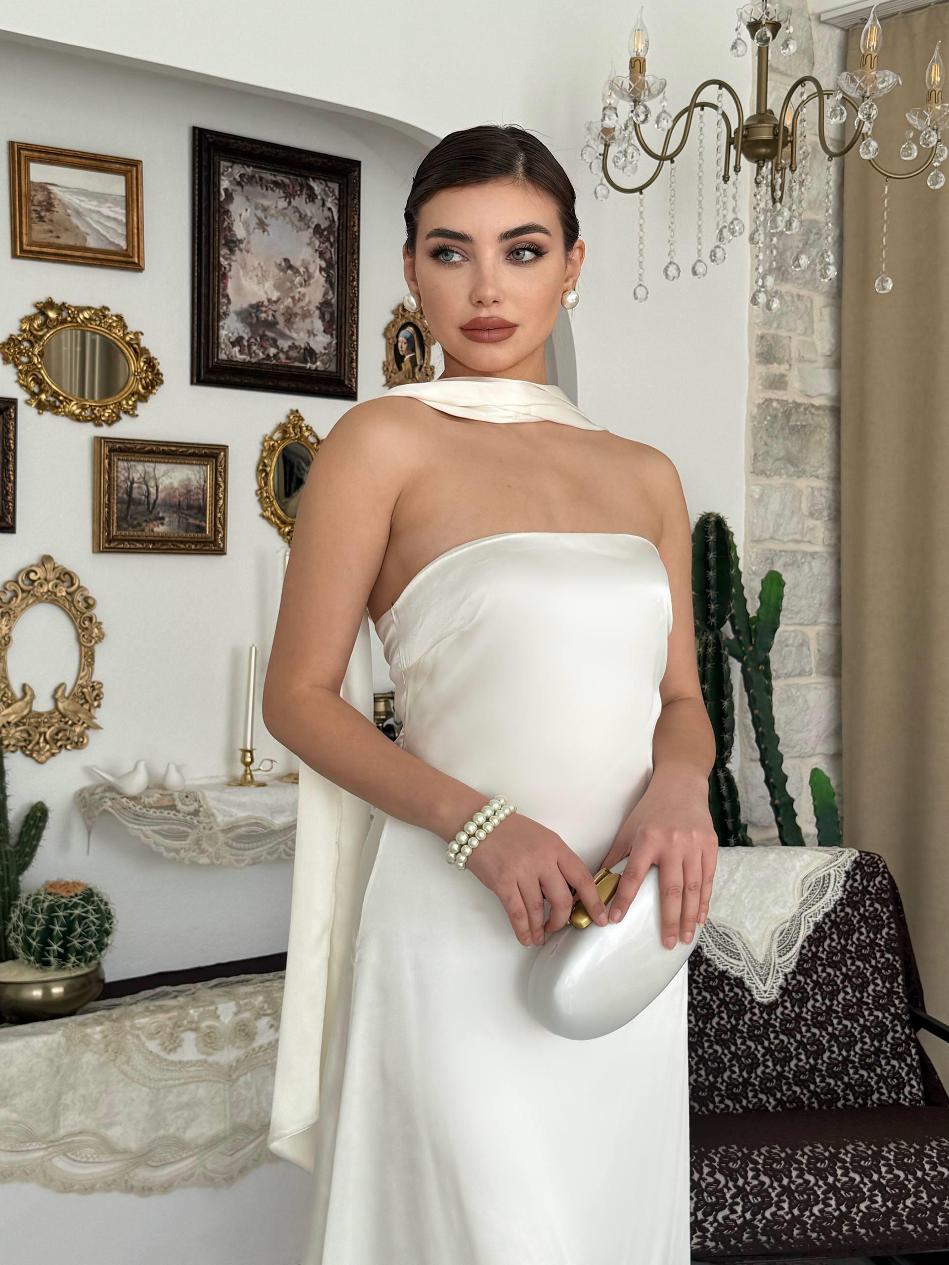 Ulsez Straplez Şal Detaylı Elbise