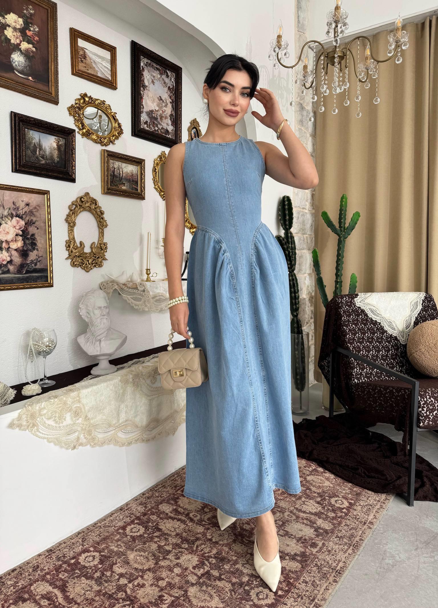 Jere Sırt Dokolteli Detaylı Denim Elbise