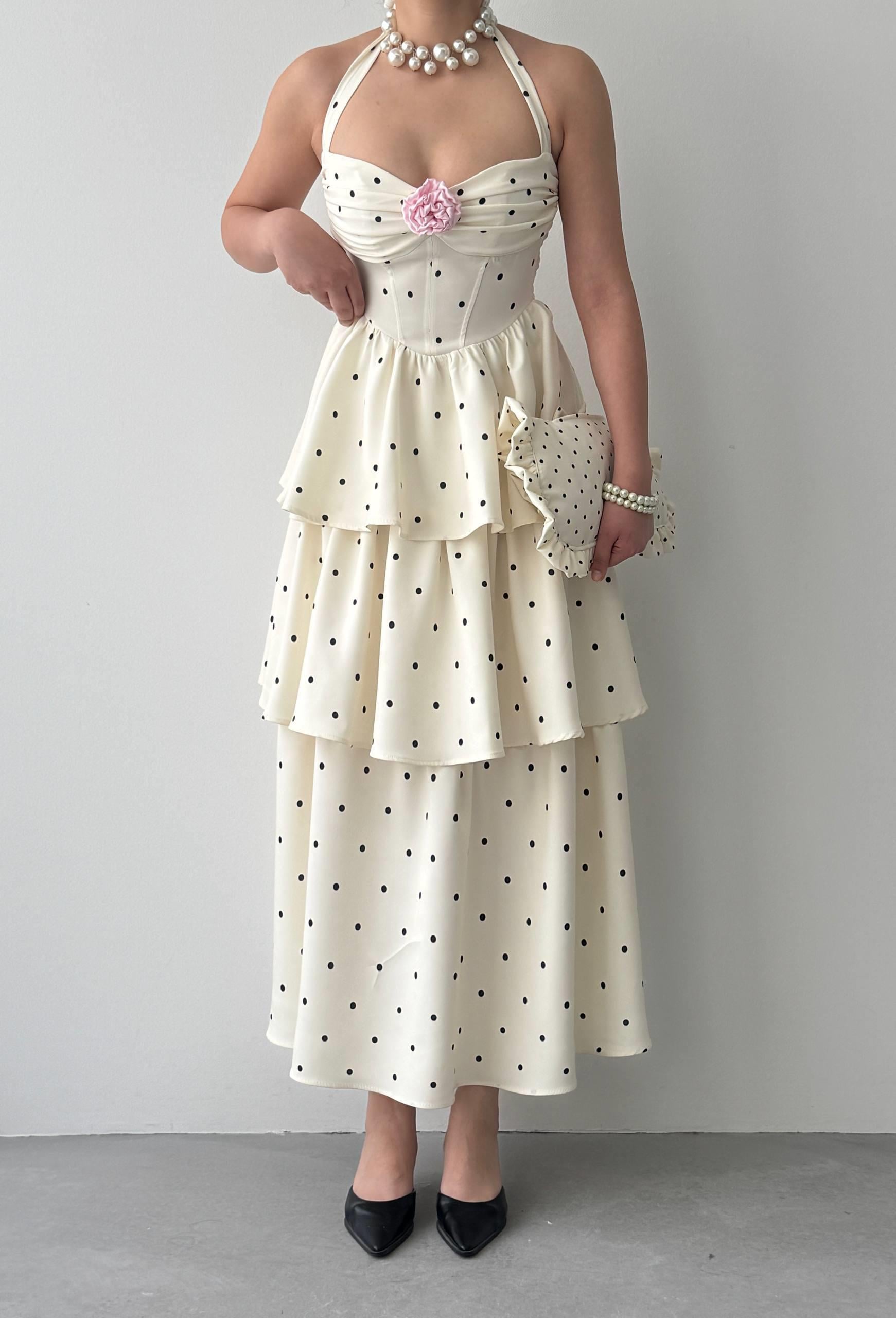 Sernu Gül Detaylı Elbise