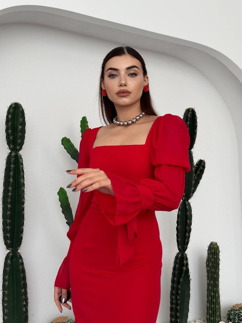 Hare Kolları Fırfır Detaylı Elbise