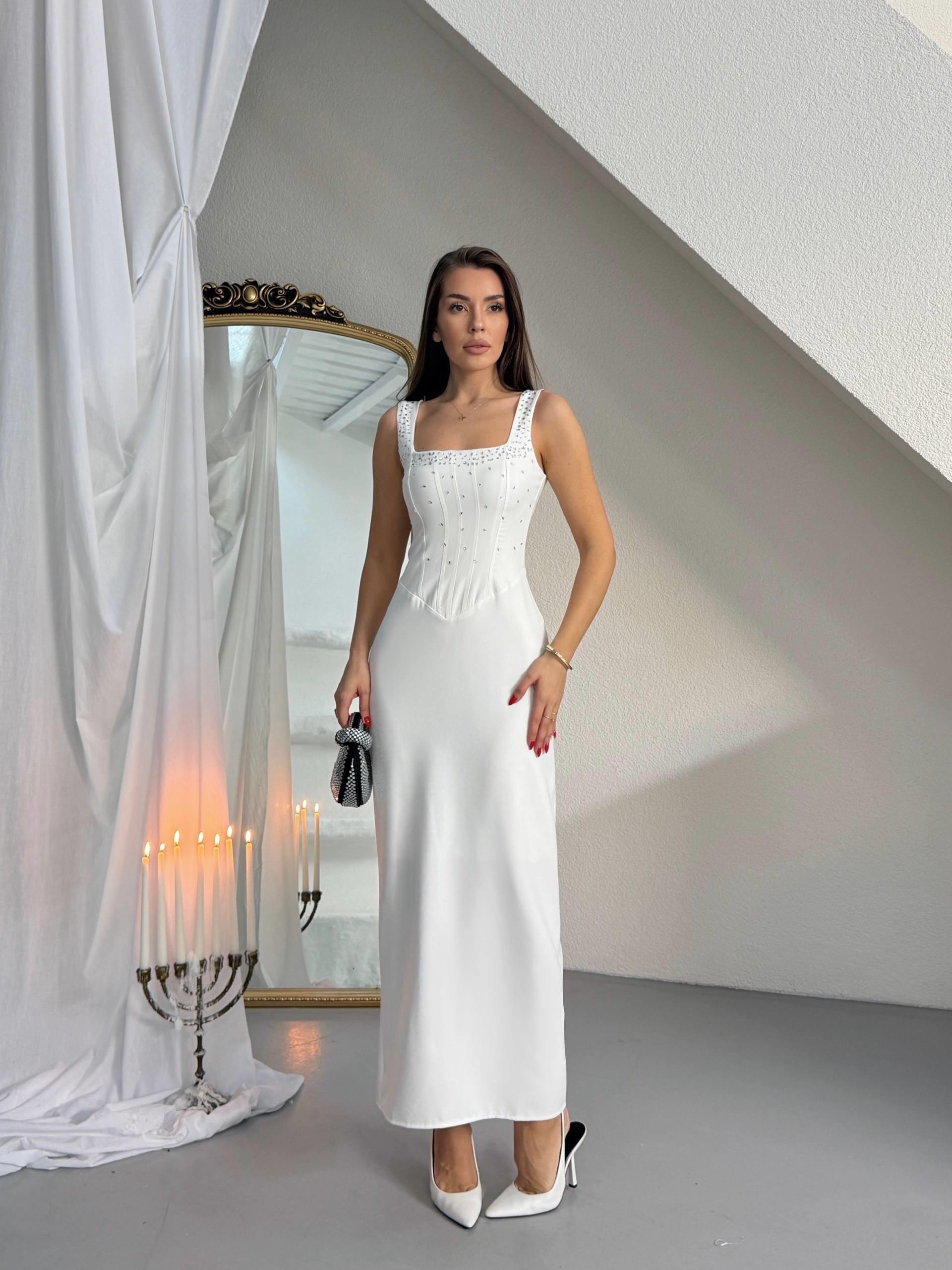 Taşlı Tasarım Uzun Elbise Romane