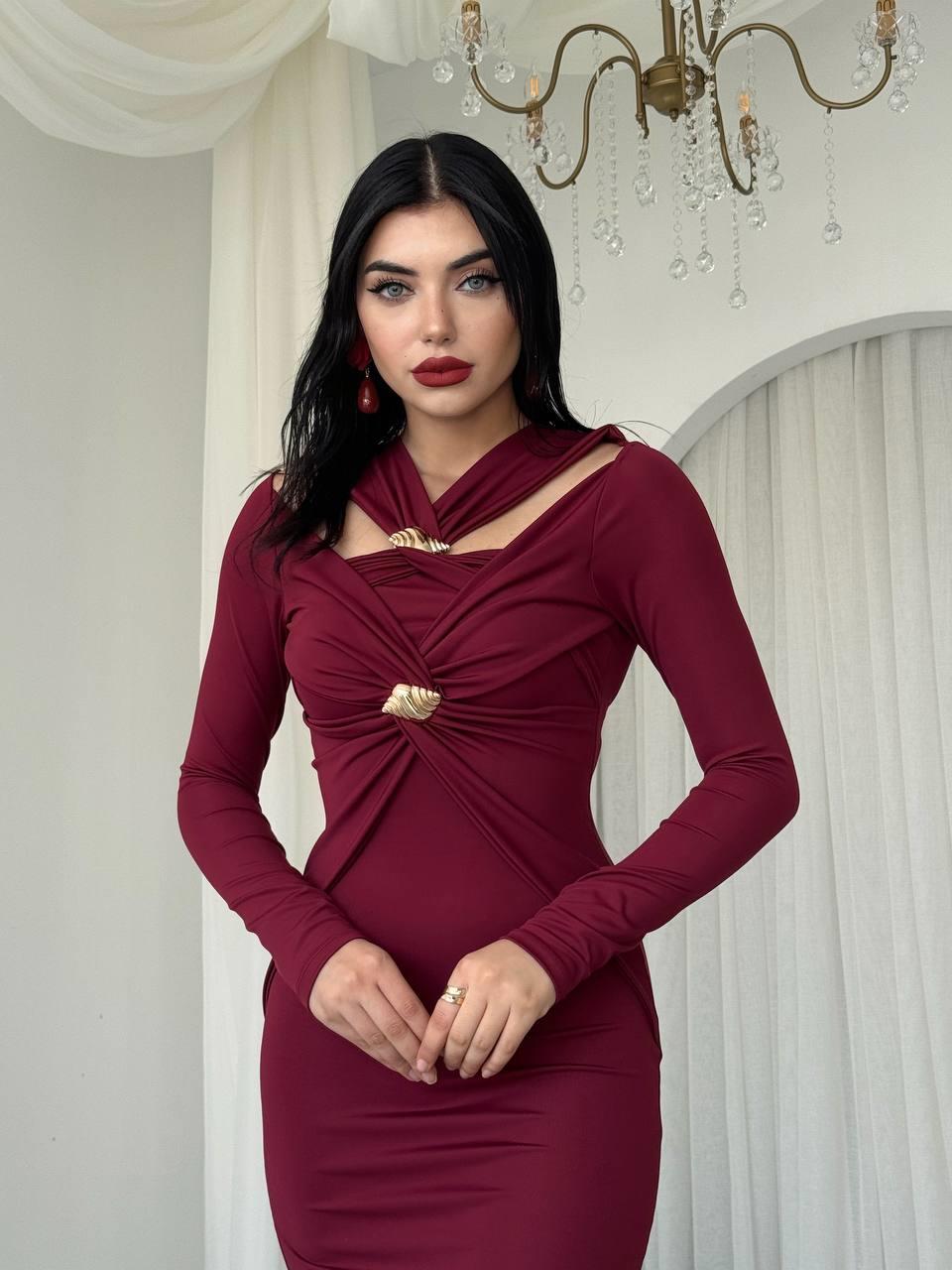 Dande Broş Detaylı Elbise