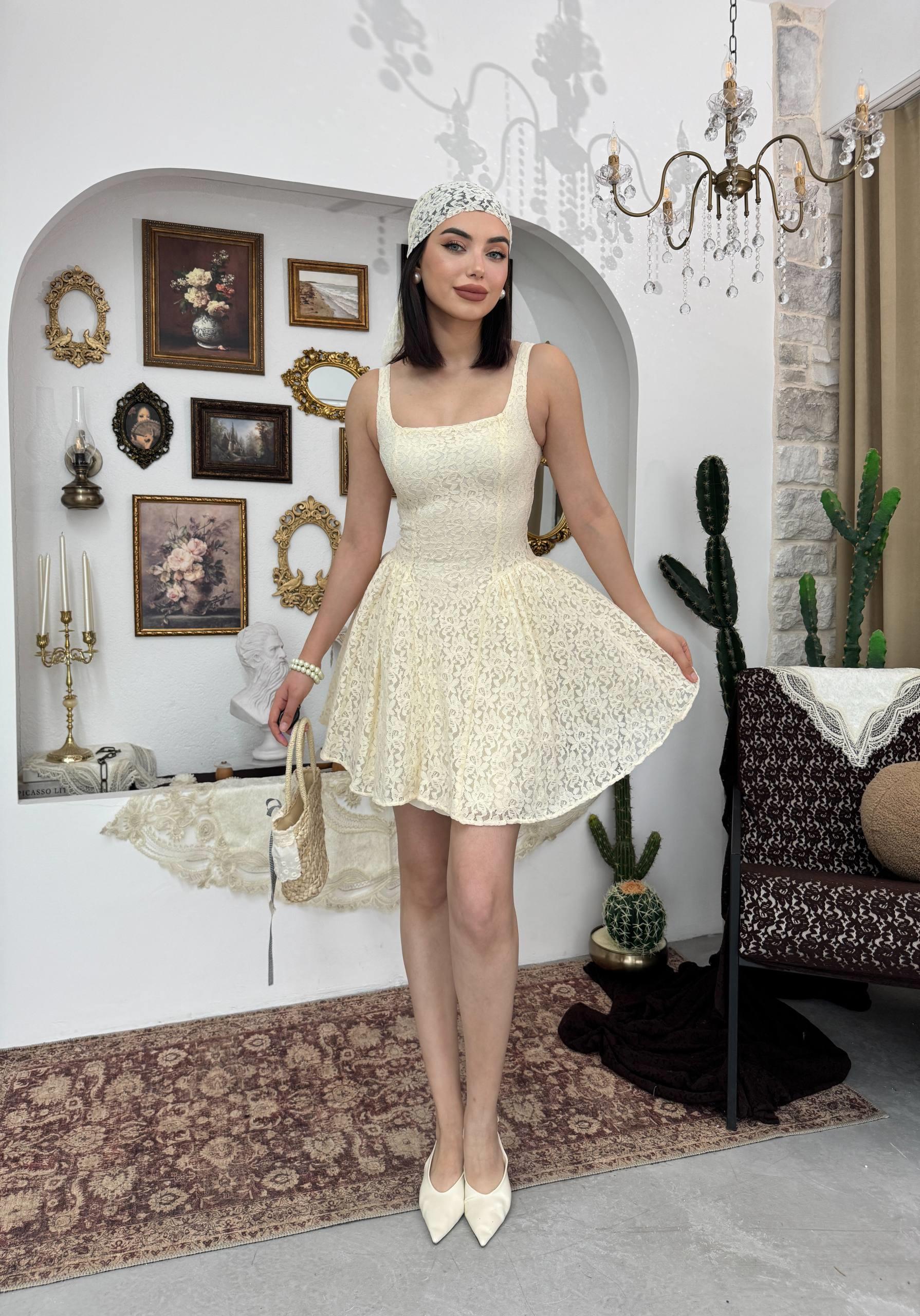Mini Dantel Tasarım Queen Elbise