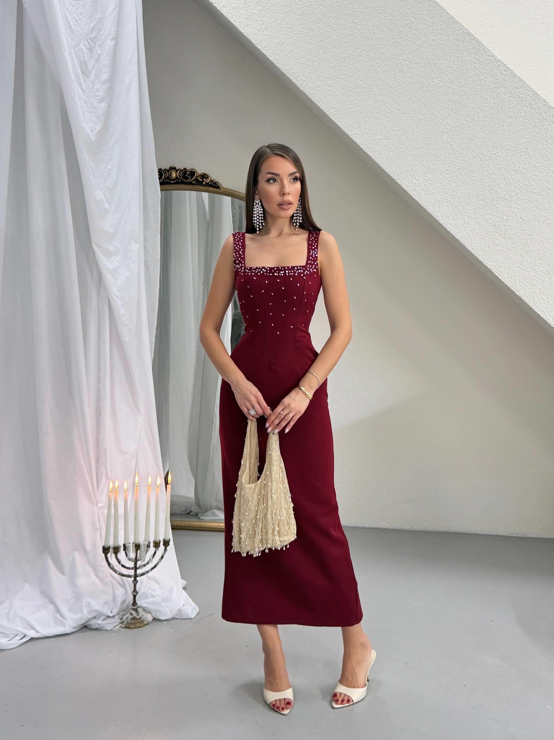 Taşlı Tasarım Uzun Elbise Romane