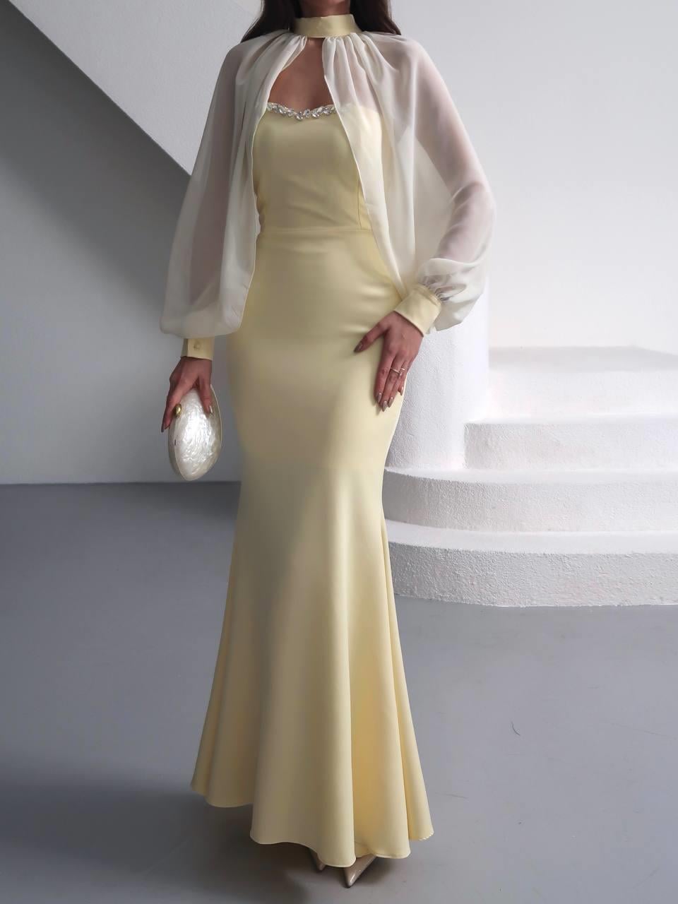 Kalp Yaka Taşlı Tasarım Şifon Elbise Angeline