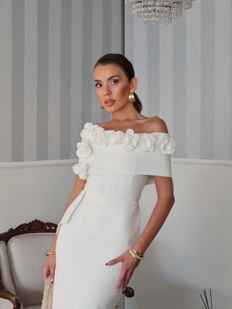 Rina Tasarım Çiçek Detay Uzun Elbise