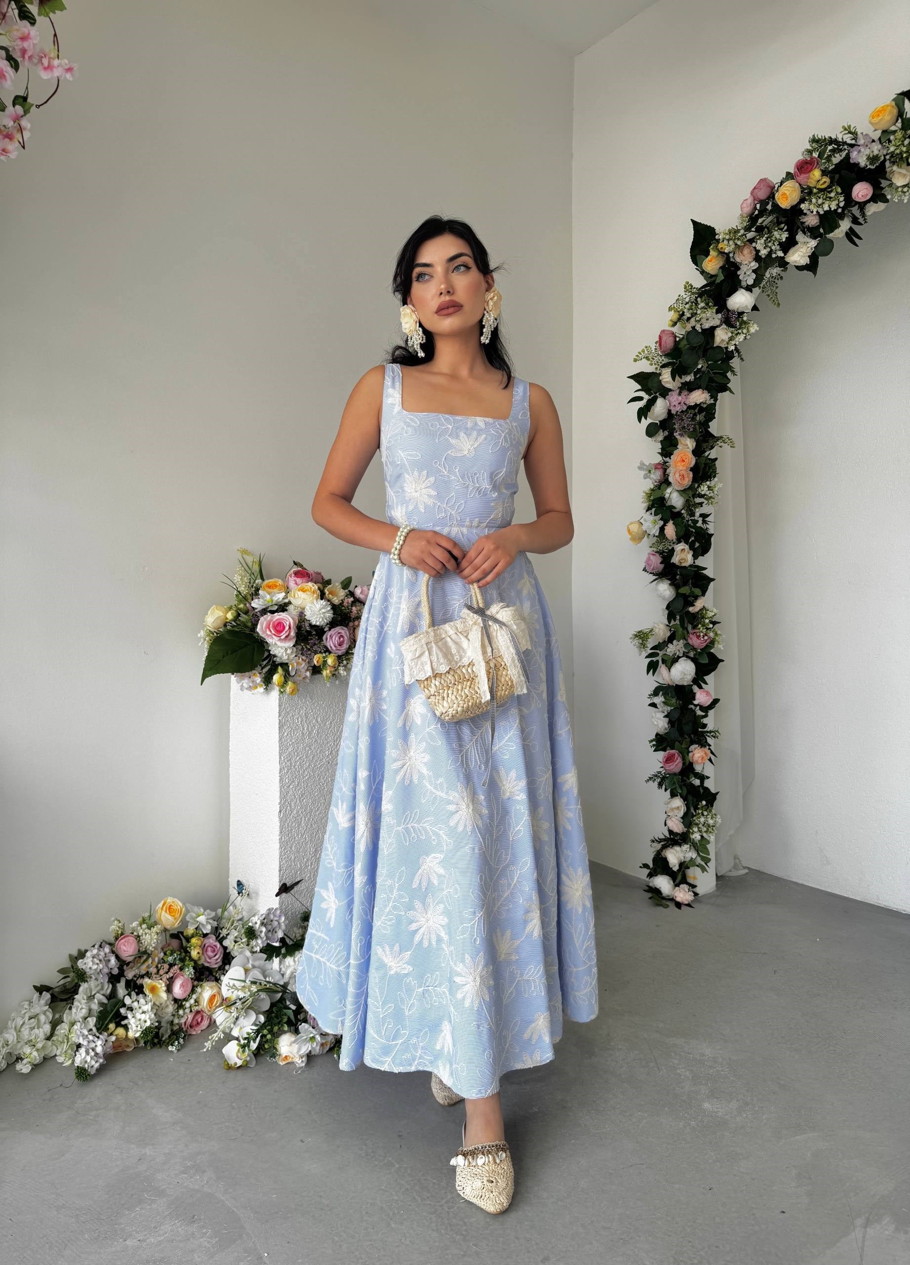Nakış Detaylı Femel Elbise