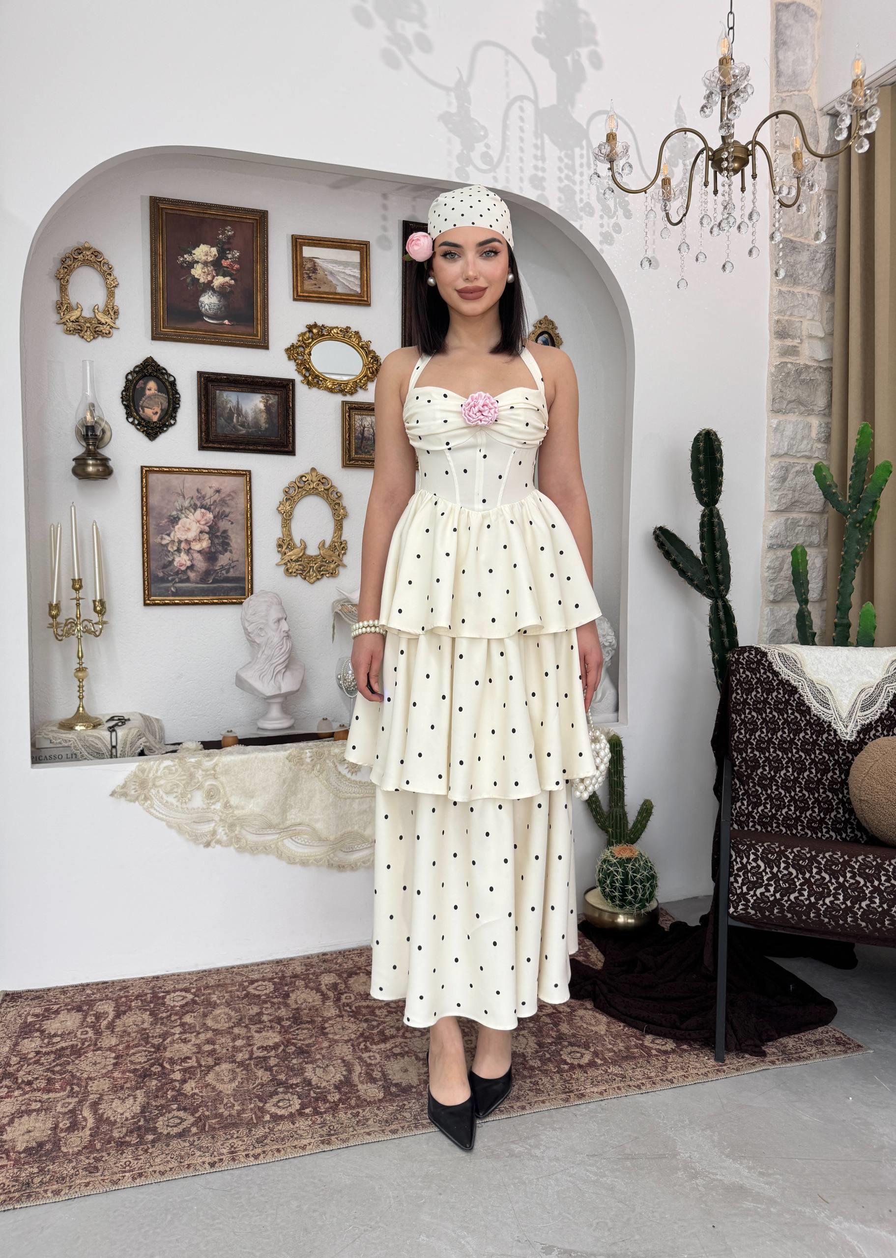 Sernu Gül Detaylı Elbise