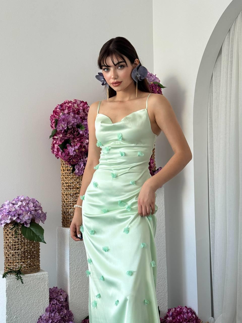 Kadın Tasarım Saten Askılı Çiçek Detay Elbise Sara