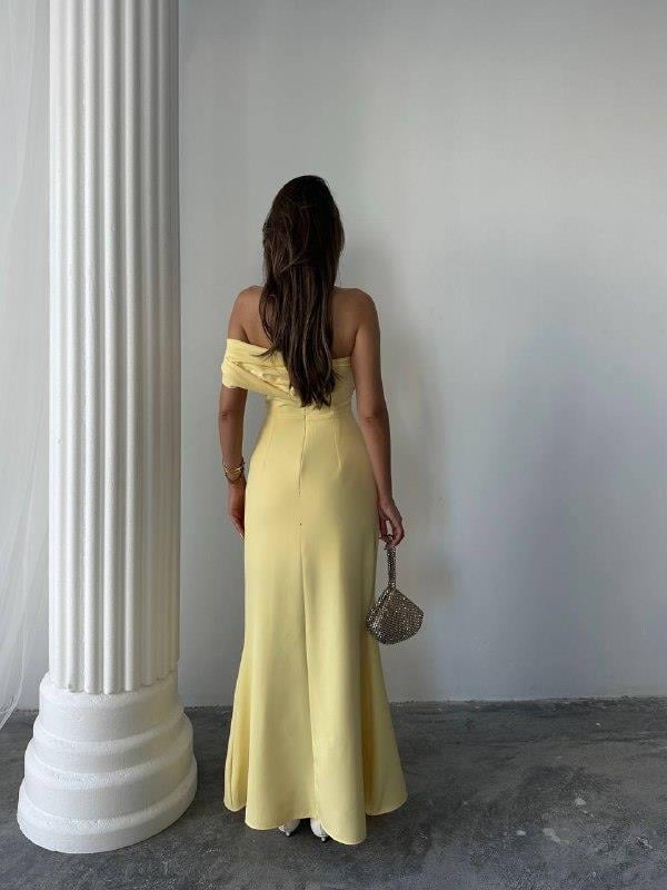 Aura Yırtmaçlı Uzun Elbise