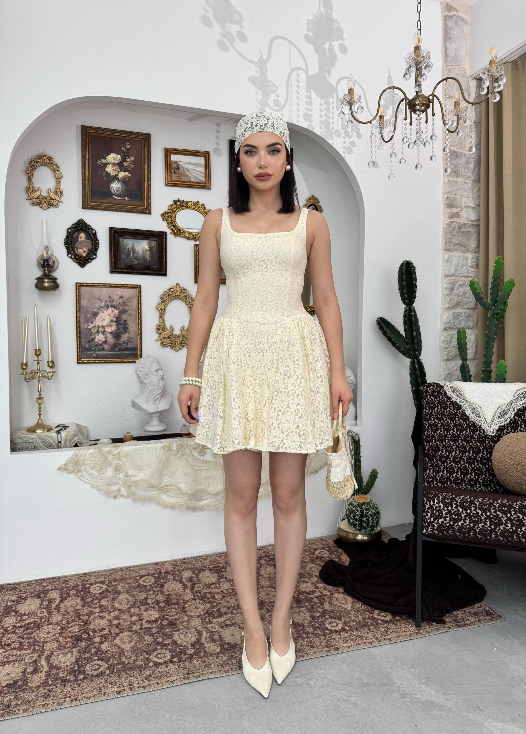 Mini Dantel Tasarım Queen Elbise