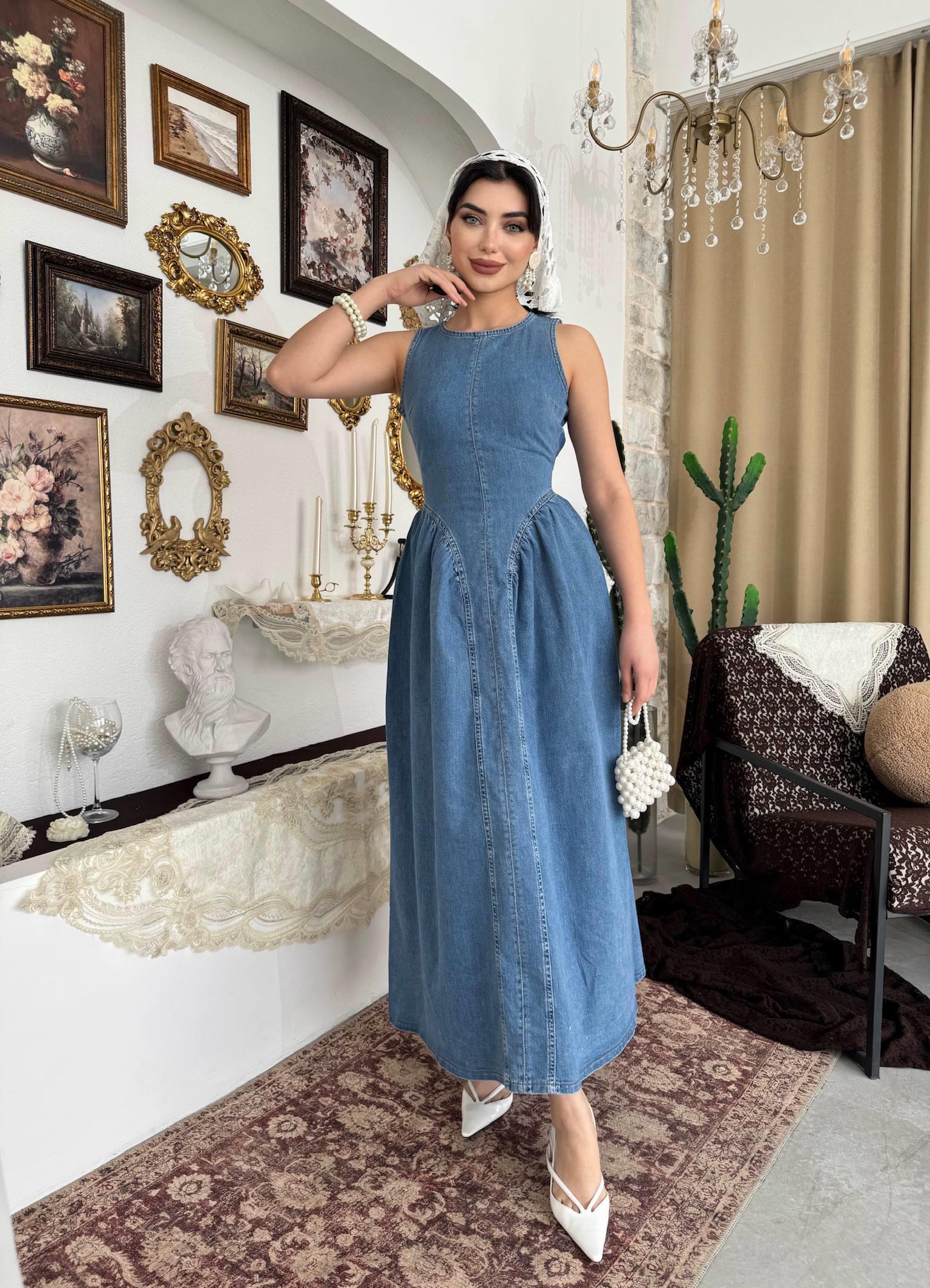 Jere Sırt Dokolteli Detaylı Denim Elbise