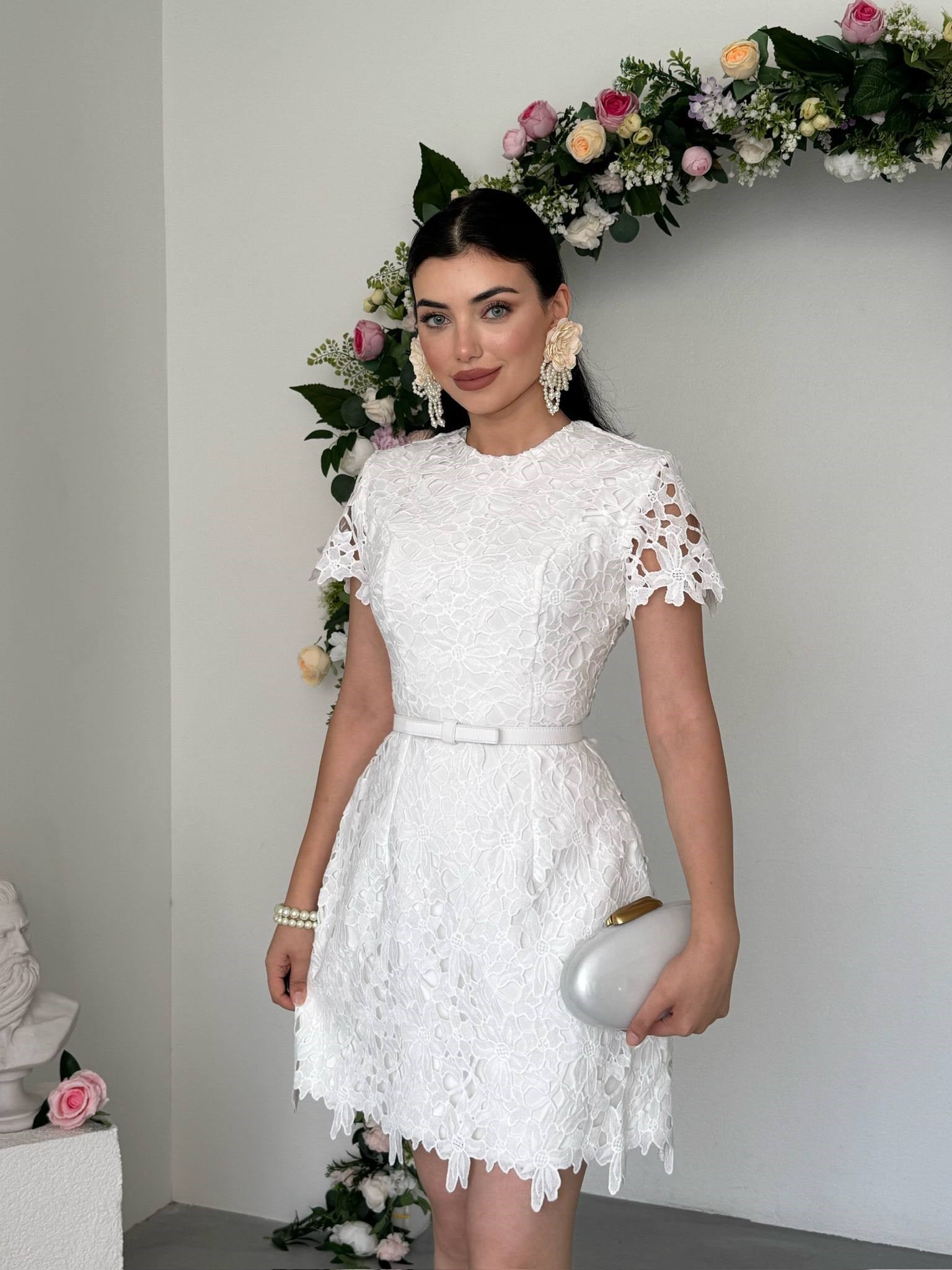 Rema Kemer Detaylı Dantel Mini Elbise 