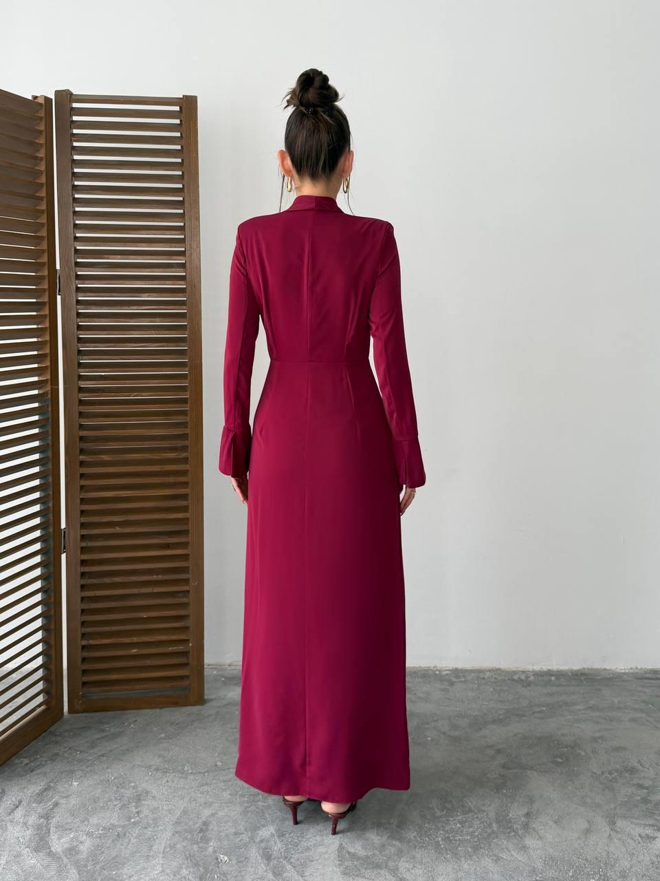 Lami Yırtmaclı Düğme Detay Elbise