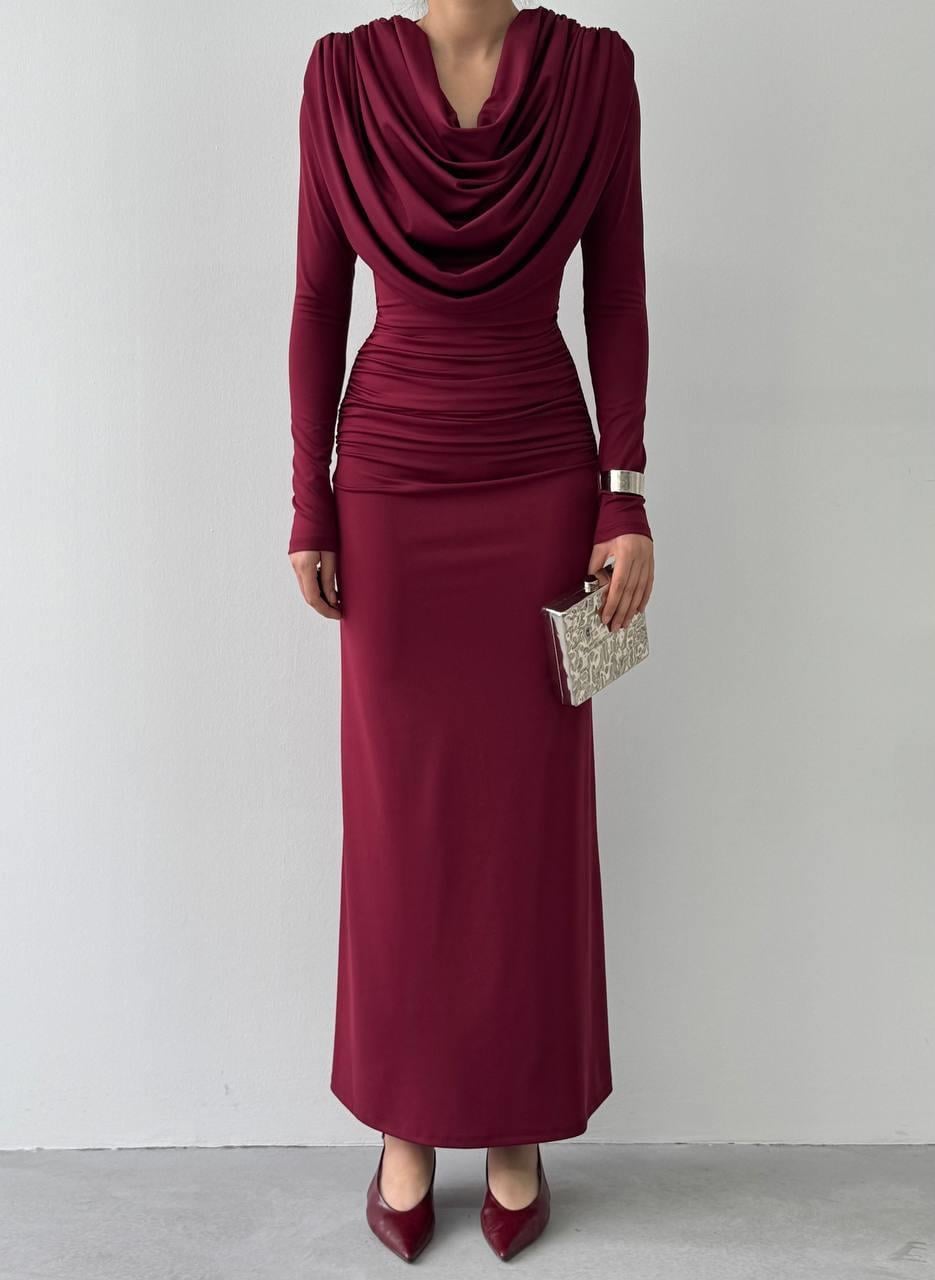 Crimson Drape Detay Uzun  Elbise