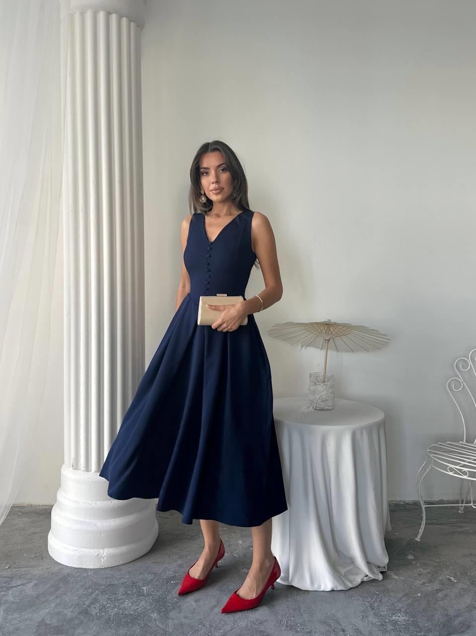 Dore Pileli Düğme Detay Midi Elbise	