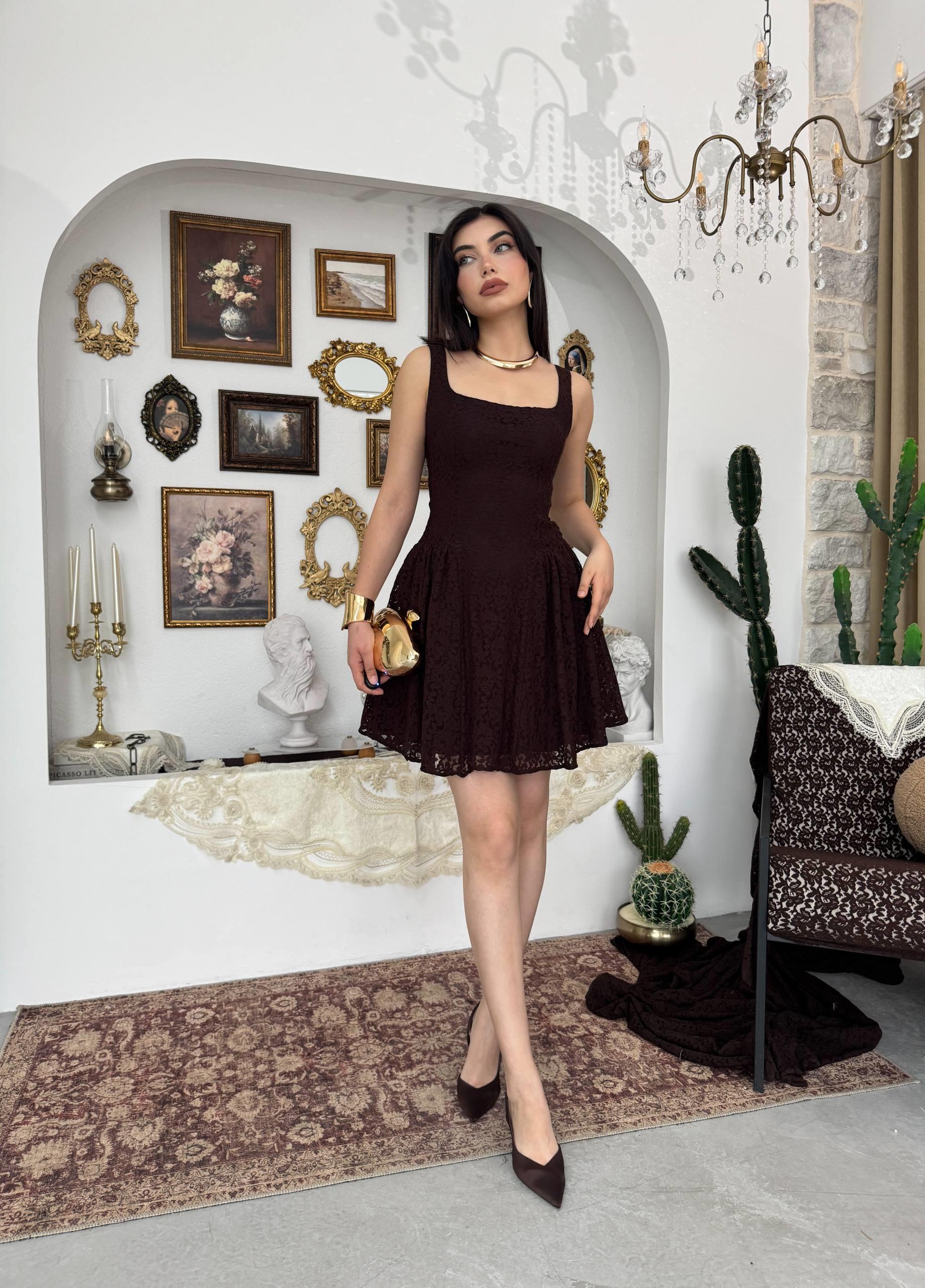 Mini Dantel Tasarım Queen Elbise