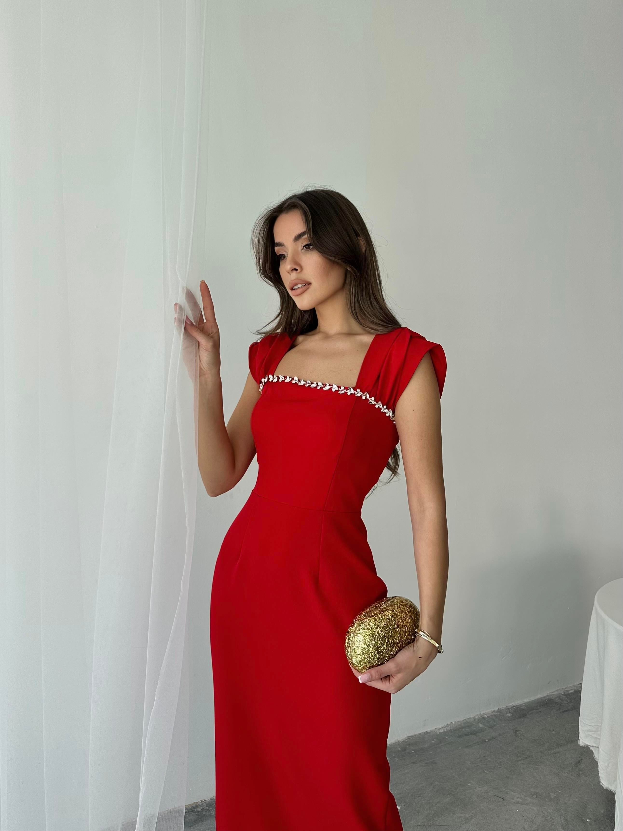 Elenor Uzun Atlas Elbise