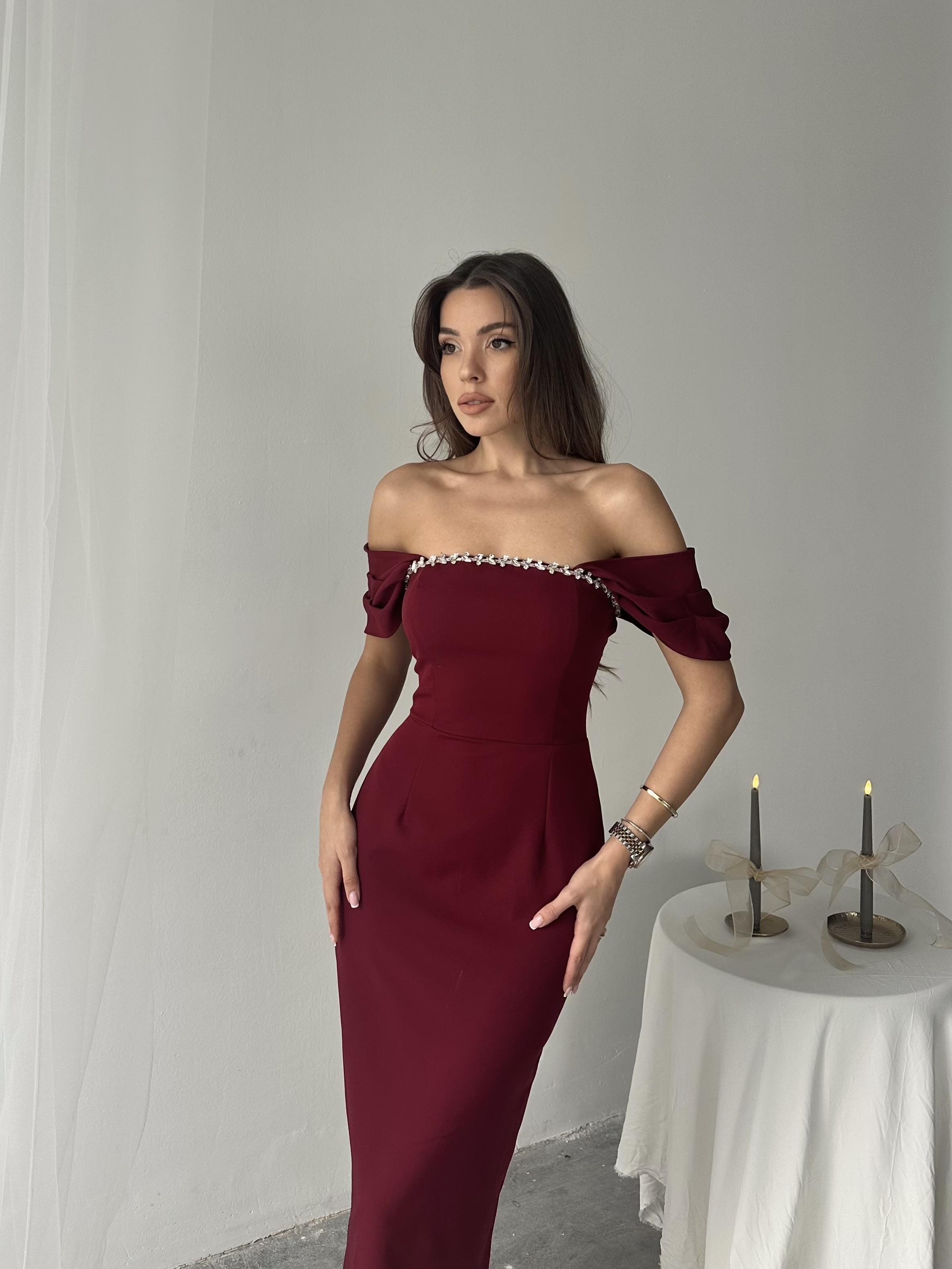 Elenor Uzun Atlas Elbise