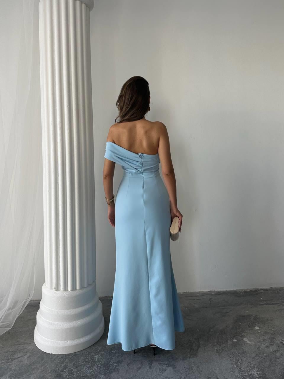 Aura Yırtmaçlı Uzun Elbise