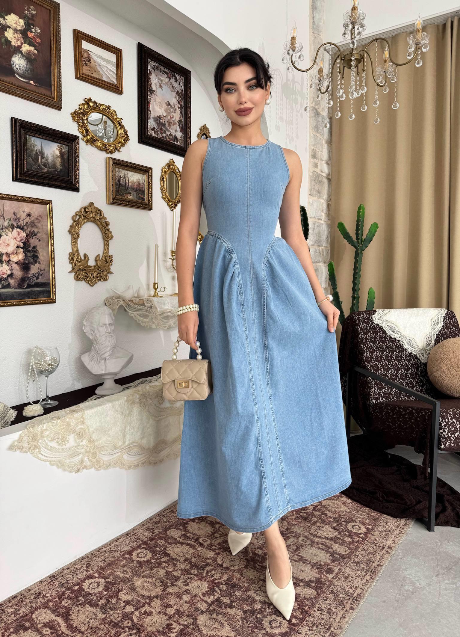 Jere Sırt Dokolteli Detaylı Denim Elbise