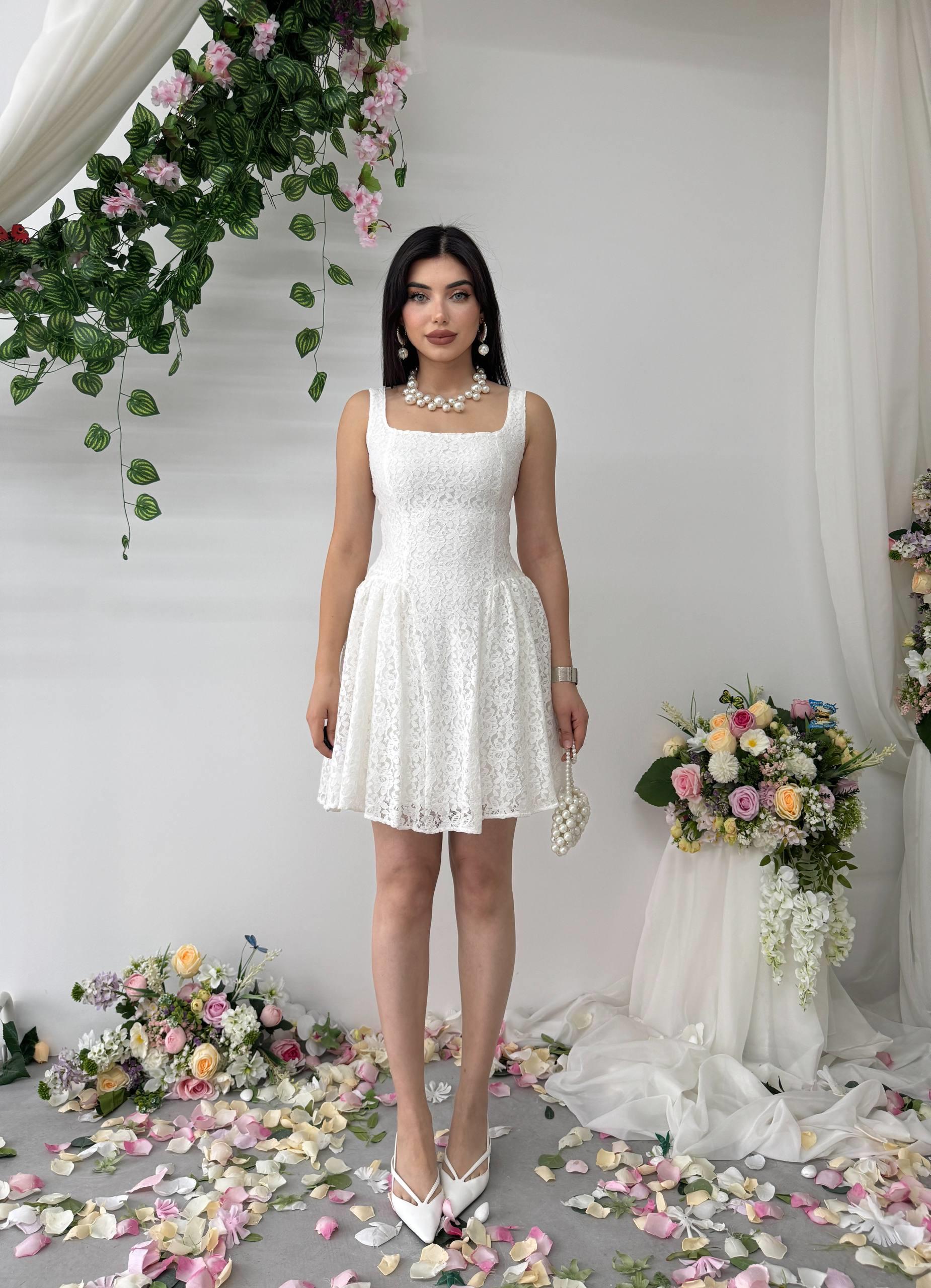 Mini Dantel Tasarım Queen Elbise
