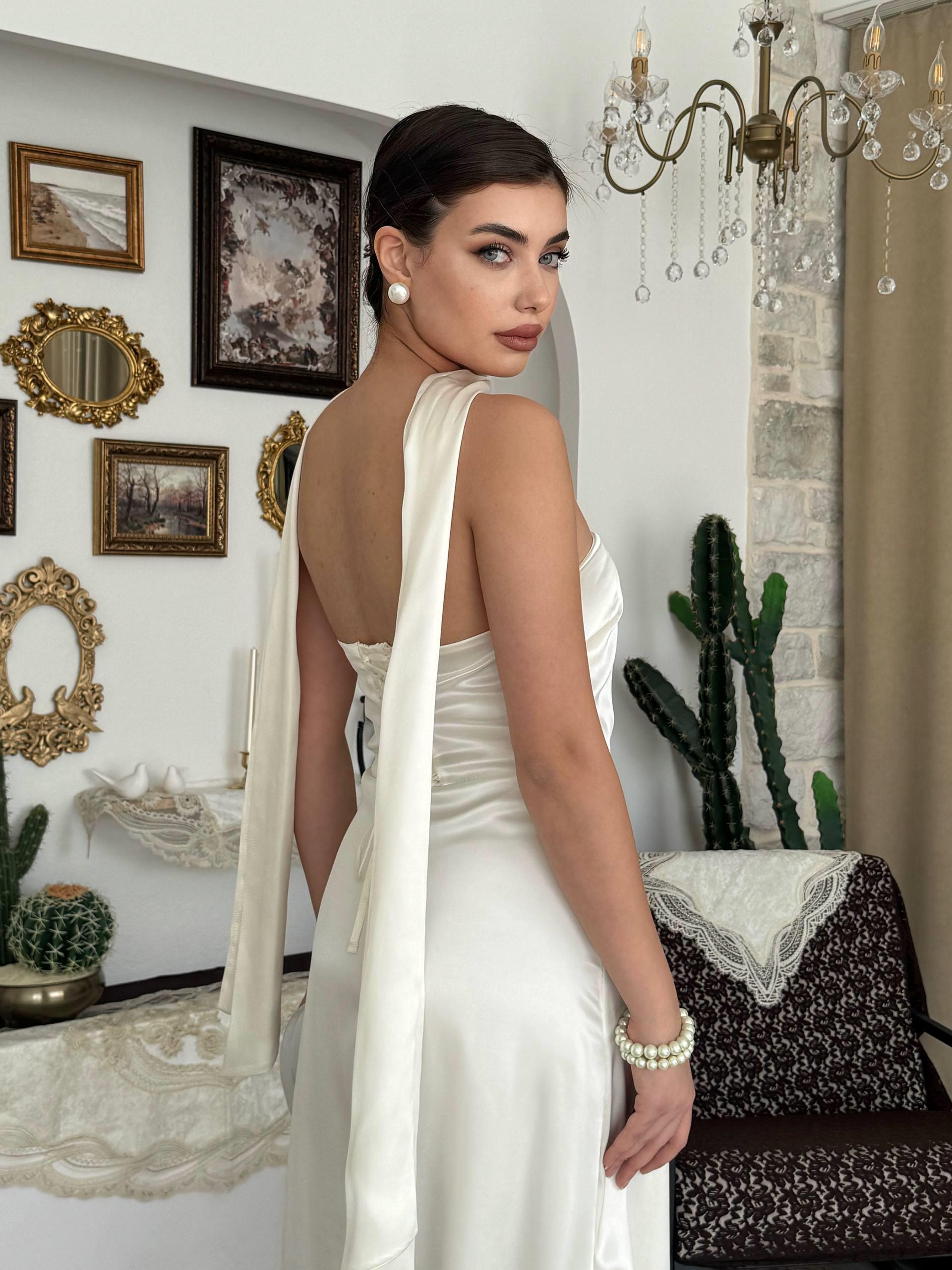 Ulsez Straplez Şal Detaylı Elbise