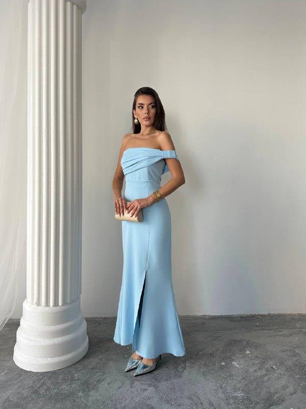 Aura Yırtmaçlı Uzun Elbise