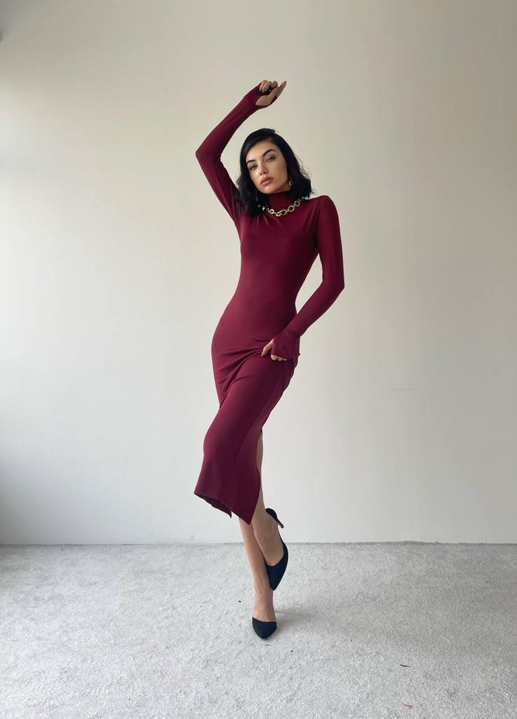 Helena Uzun Arka Yırtmaçlı Elbise - Bordo
