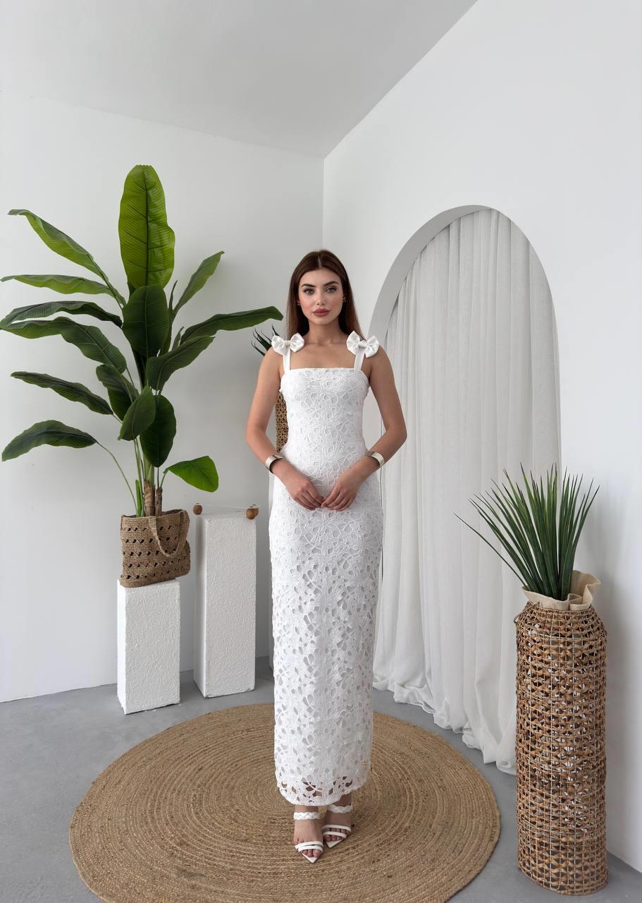 Kurdele Kalın Askılı Tasarım Dantel Uzun Elbise