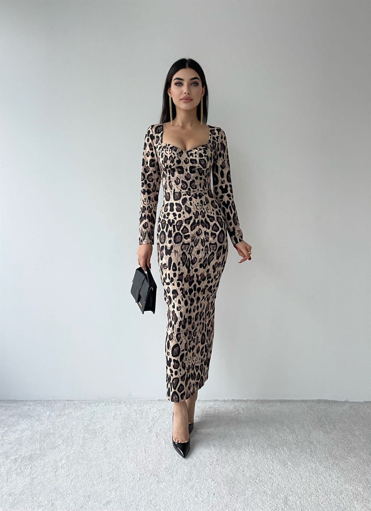 Leopar Elbise 