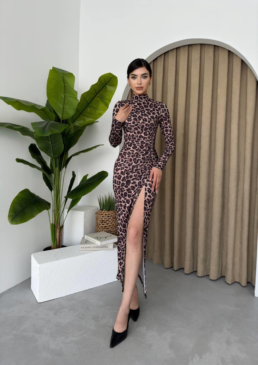Leopar Yırtmaçlı Balıkçı Yaka Elbise