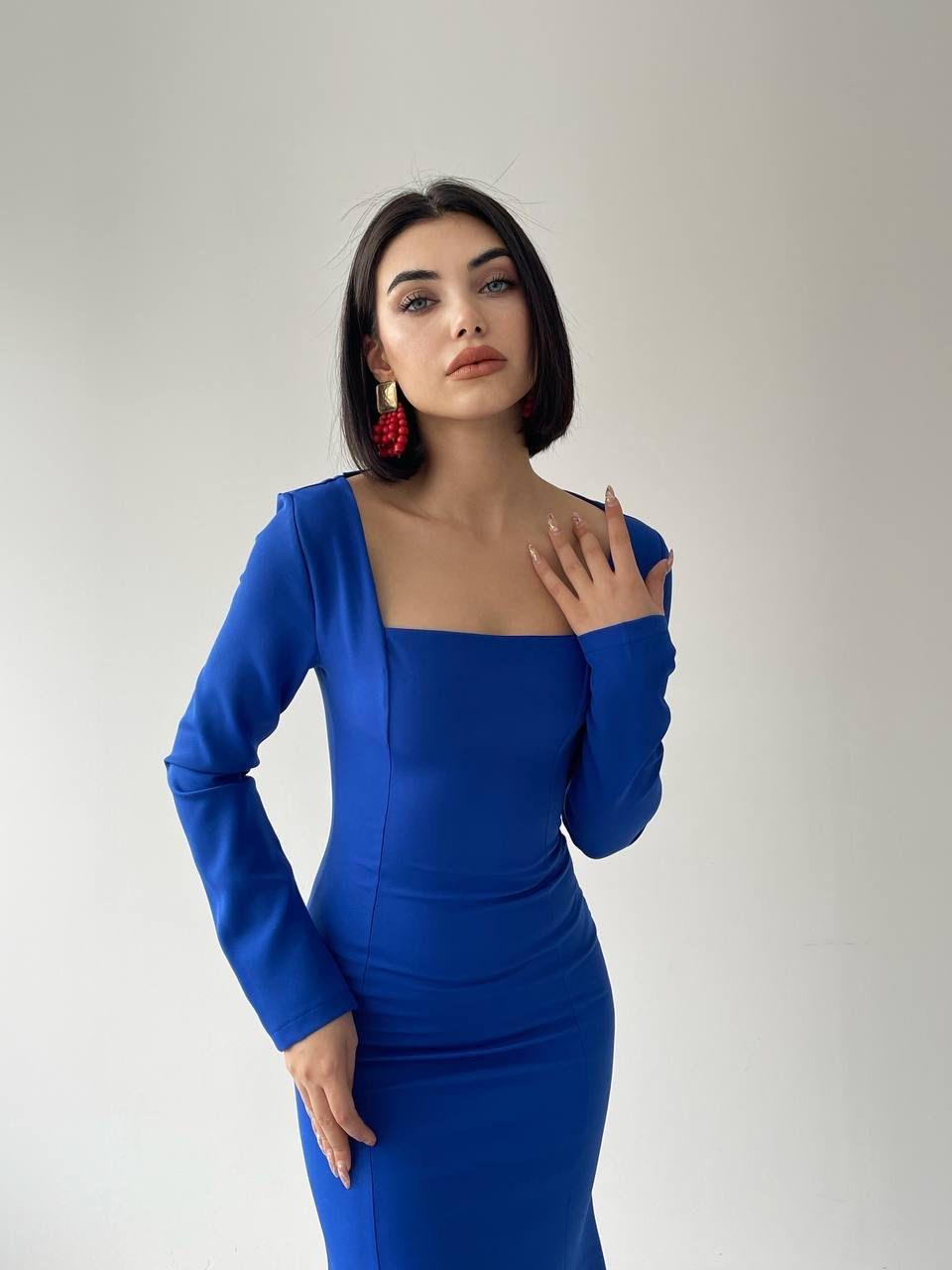 Mesly Uzun Kare Yaka Mavi Elbise 