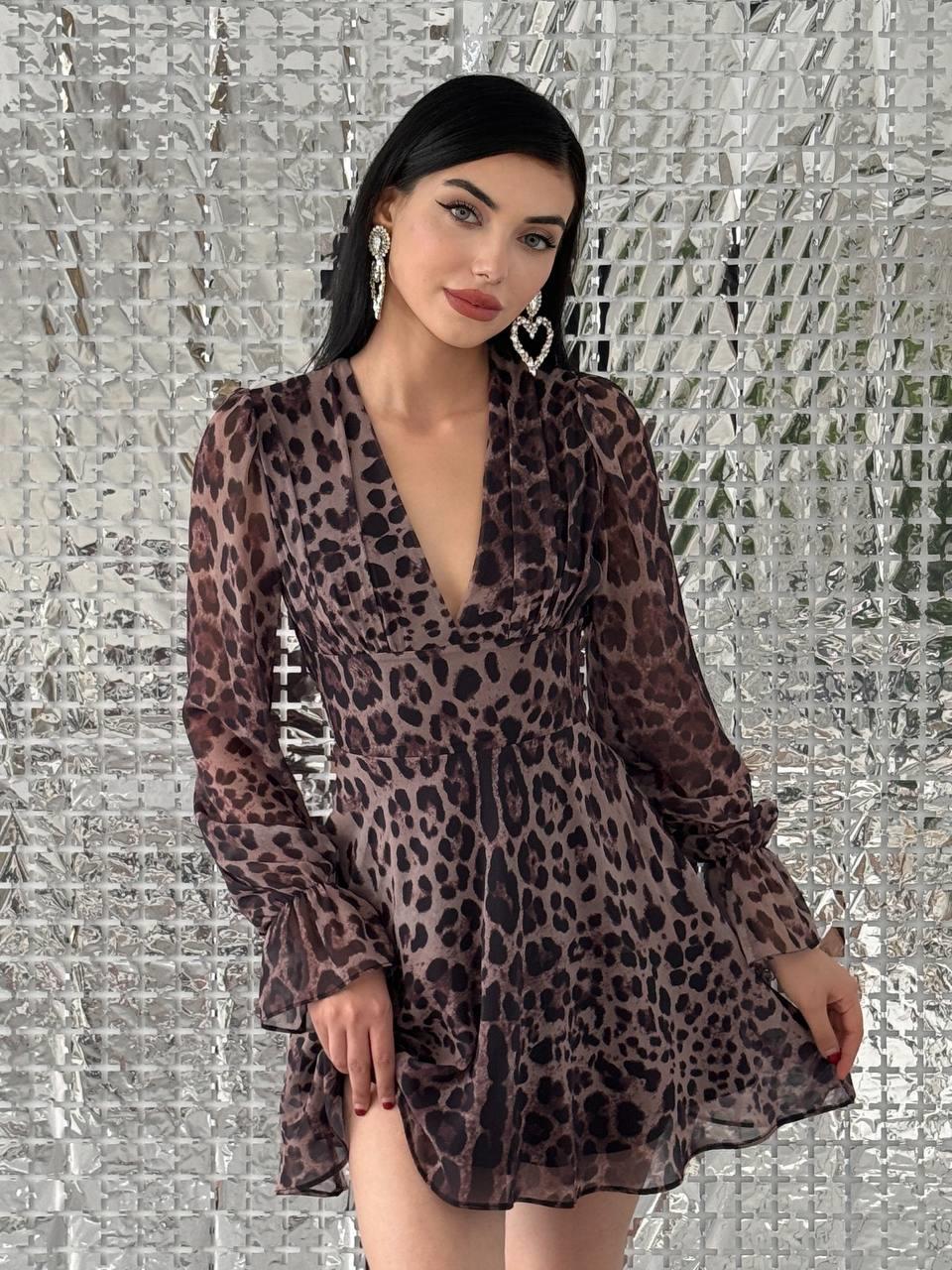 Sırt Dekolteli Leopar Şifon Mini Elbise