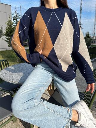  Kadın Bisiklet Yaka Lacivert Baklava Desenli  Kazak