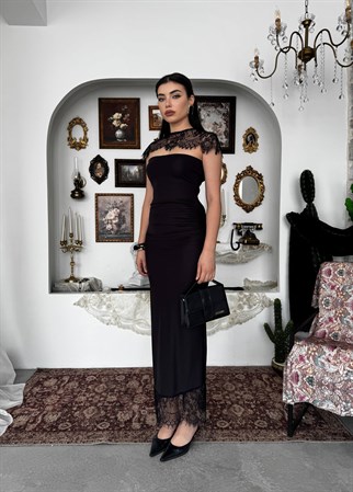 Jecan Omuz Pelerin Detaylı Elbise