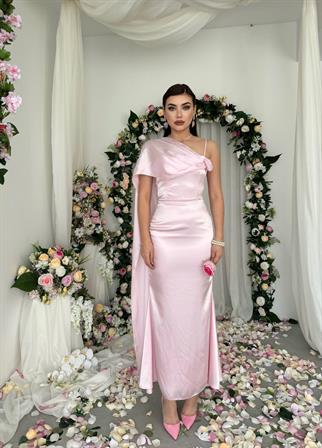 Junas Yaka Kuşağı Detaylı Saten  Elbise