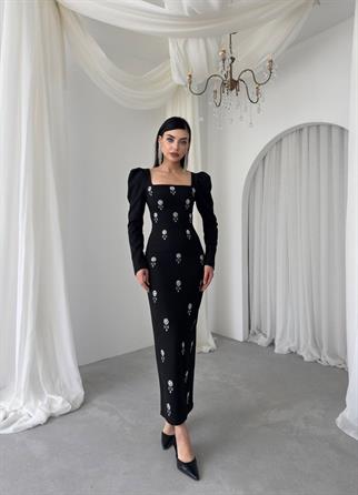 Pera Taş Detaylı Elbise