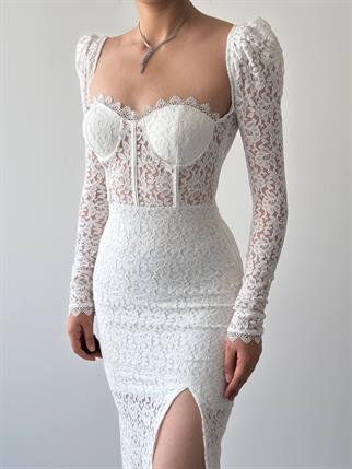 Royal Dantel Detay Yırtmaçlı Uzun Elbise