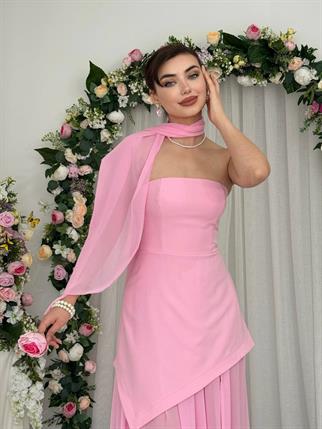 Luen Yırtmaç Detaylı Elbise