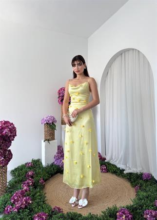 Kadın Tasarım Saten Askılı Çiçek Detay Elbise Sara