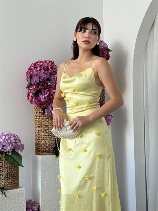 Kadın Tasarım Saten Askılı Çiçek Detay Elbise Sara