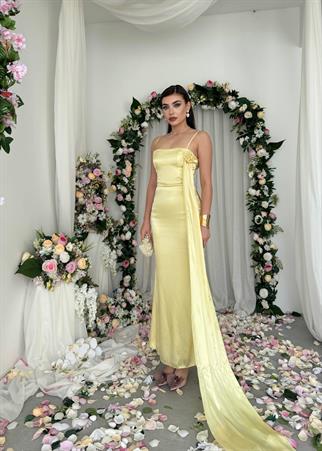 Junas Yaka Kuşağı Detaylı Saten  Elbise