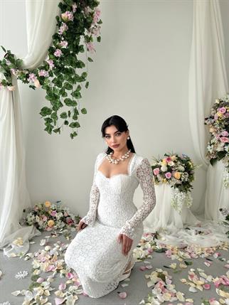 Jelon Uzun Dantel Tasarım Elbise