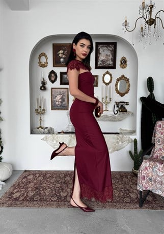 Jecan Omuz Pelerin Detaylı Elbise