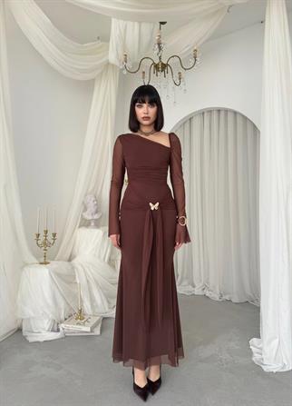 Vesso Broş Detaylı Elbise