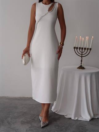 Mona Taş Detay Atlas Kumaş Uzun Elbise