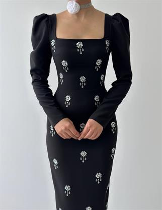 Pera Taş Detaylı Elbise