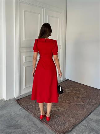 Bebe Yaka Düğmeli Midi Atlas Elbise